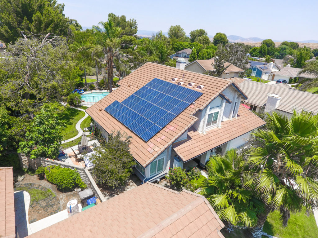 solar-installer-review-la-solar-group-pic-1-solar-to-the-people